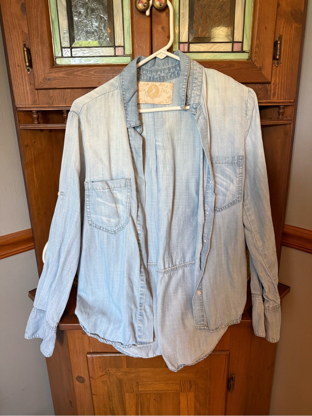 Bella Dahl Two Pocket Chambray button front coastal fade wash Shirt -S